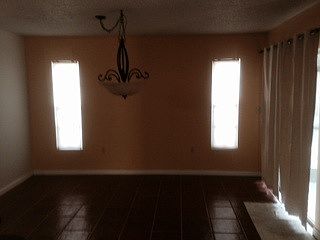 2nd image of 2121 W Greenhollow Dr