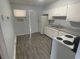 426 E Keys Ave #3, Springfield, IL 62702