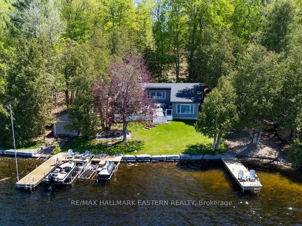 33 Pineway Ct, Trent Lakes, ON K0L 1J0
