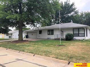 400 S 4th St, Lyons, NE 68038