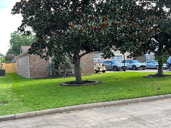 3rd image of 3318 High Pine Ct