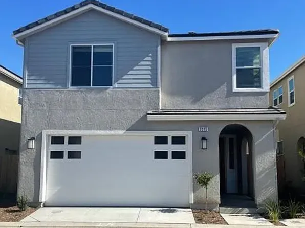 2015 N Hammel Ln, Clovis, CA 93619