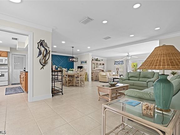 4th image of 4116 Country Club Blvd