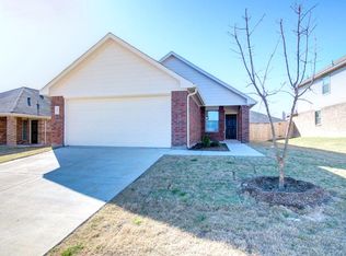 4157 Twinleaf Dr, Crowley, TX 76036