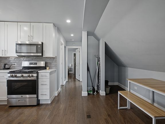 2nd image of 2430 N Normandy Ave #2