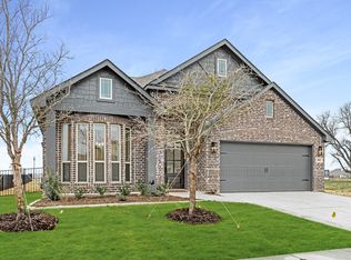 383 Paddle Boat Dr, Granbury, TX 76049