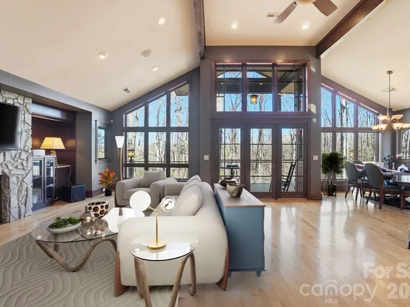 17928 Pages Pond Ct, Davidson, NC 28036