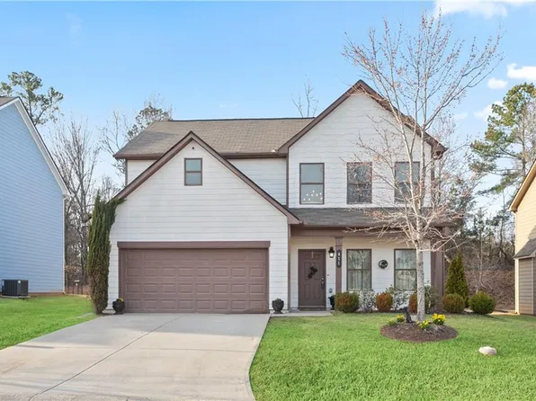 811 Walnut Woods Dr, Braselton, GA 30517