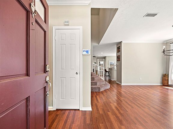 3rd image of 7718 Woodlett Court