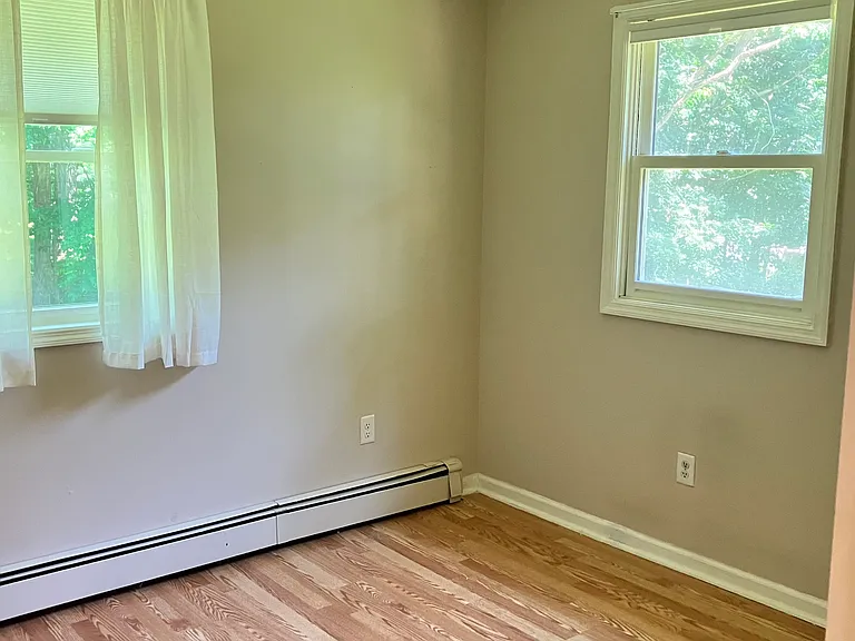 79 Locust Grove Rd — Photo 11