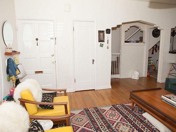 3rd image of 1513 Murray Dr