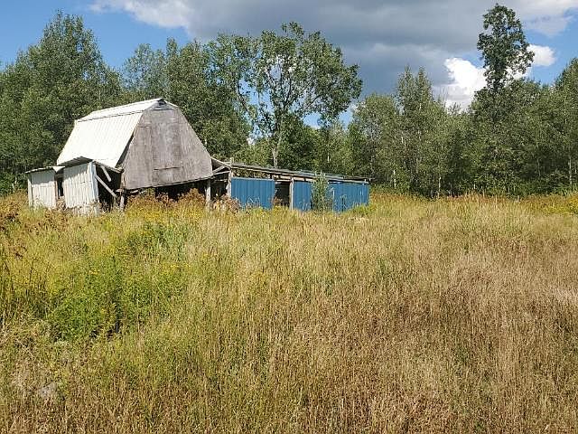 2nd image of W12703 Rangeline Rd