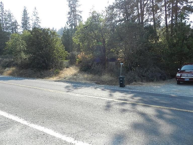 2nd image of 12726 Watergap Rd