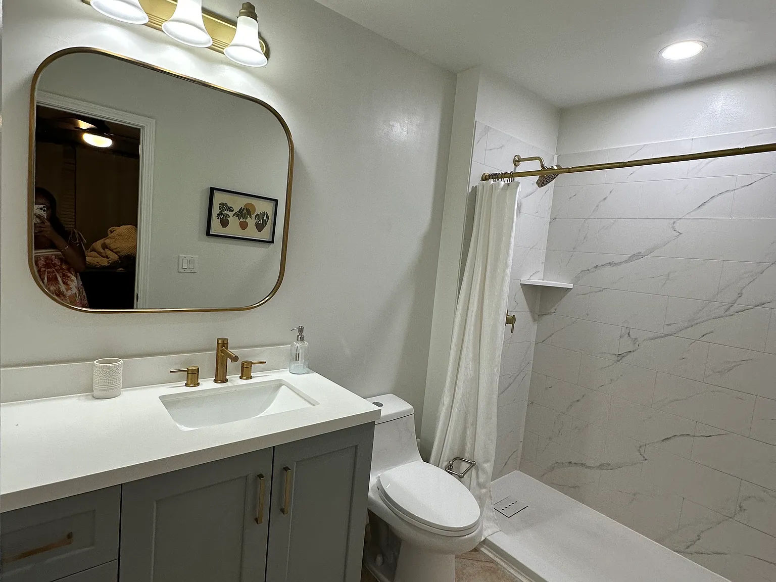 3 bed, 2882 sqft, $1,200 — Photo 2