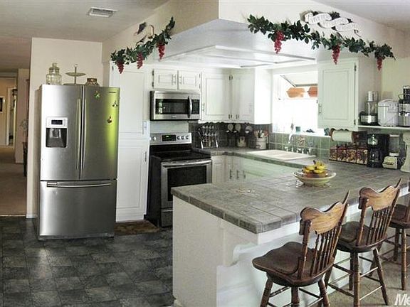 3rd image of 1815 Pear Blossom Ln
