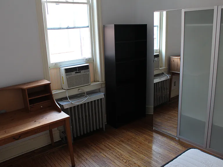 4054 Chestnut St #2R — Photo 12