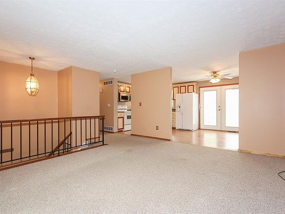 4th image of 5748 E Tall Oaks Dr