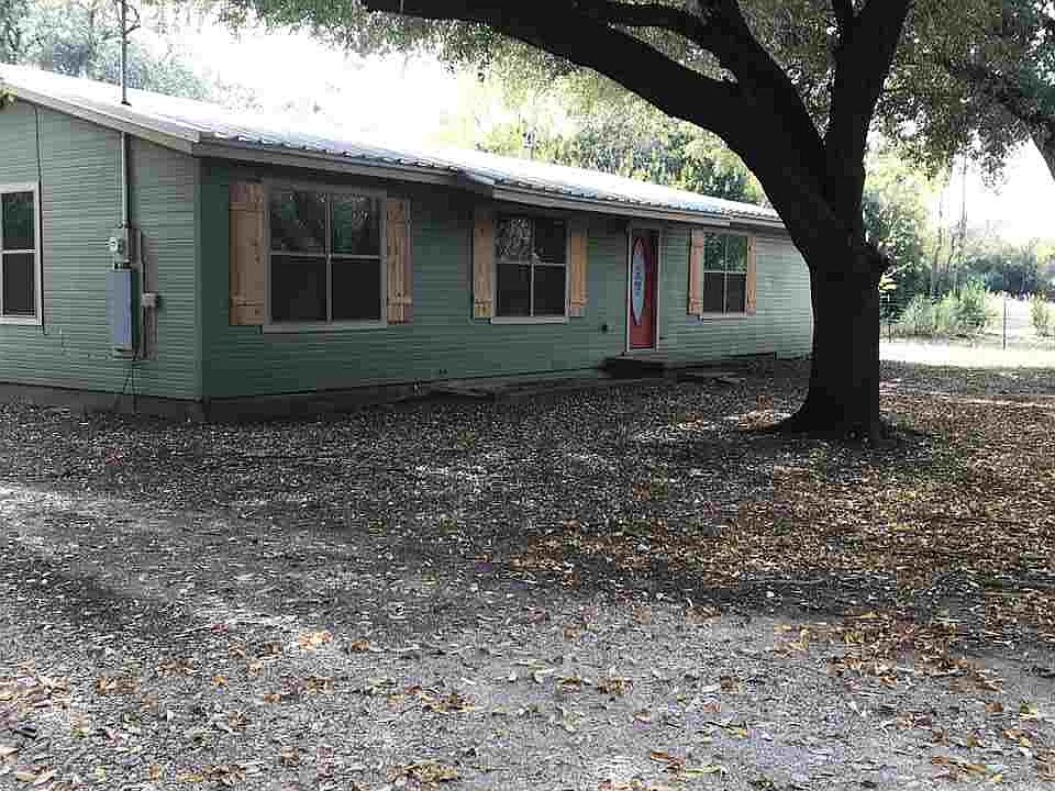 1st image of 205 Charlie Ln #1