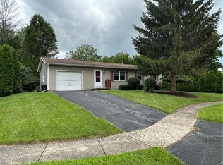 32 Jeannette St, Geneva, NY 14456
