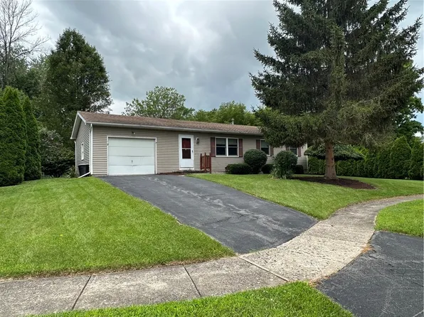 32 Jeannette St, Geneva, NY 14456