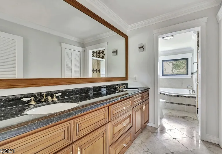 136 Carlough Rd — Photo 15