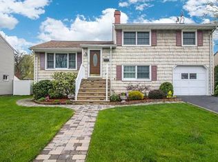 52 Mercury Ave, Colonia, NJ 07067