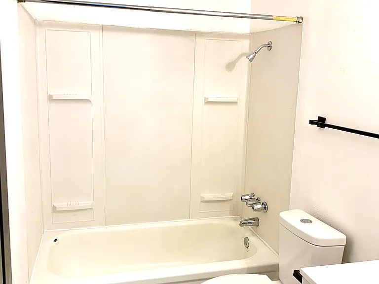 1202 Belair St #3 — Photo 12