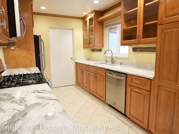 4th image of 2137 San Antonio Pl