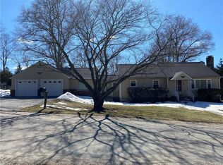 47 Macbean Dr, New Fairfield, CT 06812