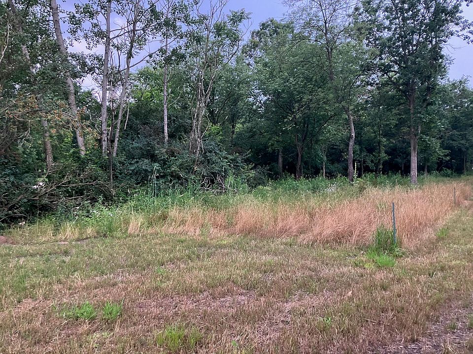 1st image of 1667 Prairiewood Ct #1
