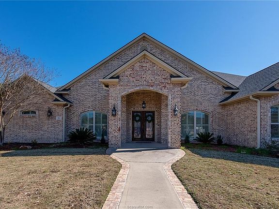 3rd image of 3812 Park Meadow Ln