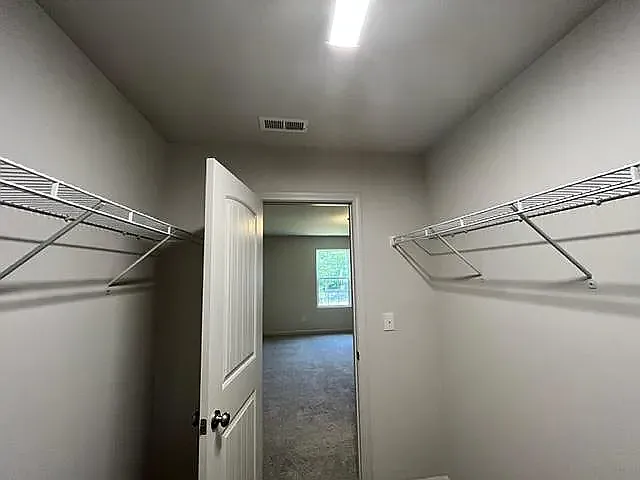 1637 Karmel Dr — Photo 15