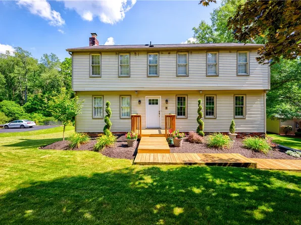 2321 Cramden Rd, Pittsburgh, PA 15241