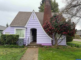 493 Park St, Lebanon, OR 97355