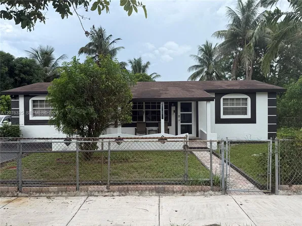 2240 NW 177th Ter, Miami Gardens, FL 33056