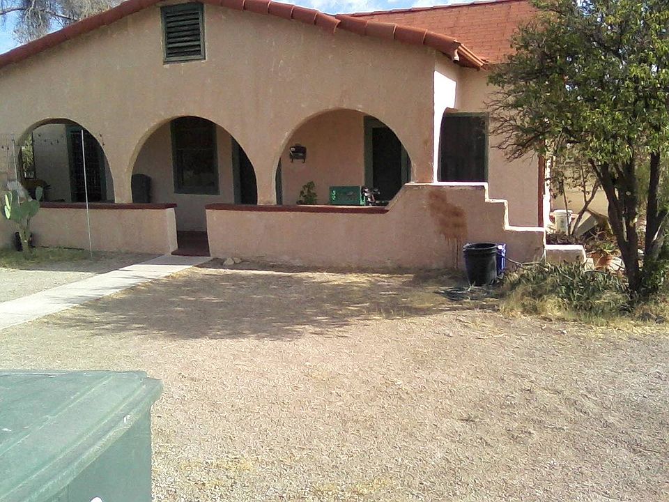 2nd image of 1665 E 9th St Unit 3