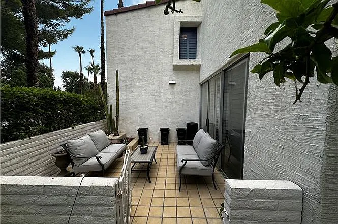 2521 N Whitewater Club Dr #B — Photo 12