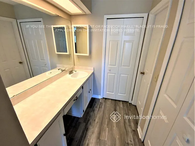 7737 Rockridge Dr W — Photo 11