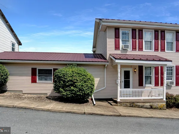 7 4th St, Mifflintown, PA 17059