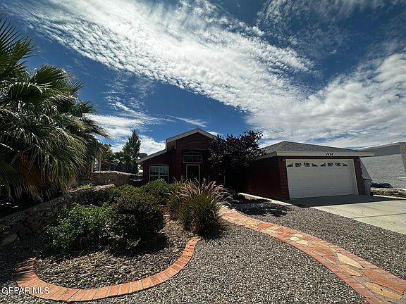 2nd image of 7484 Plaza Redonda Dr
