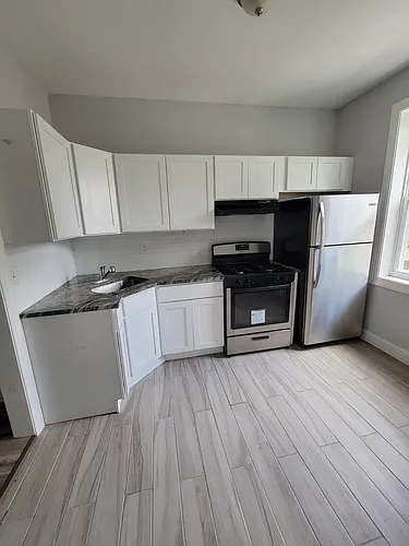 230 Washington St #3 Photo 1