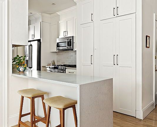 5th image of 76 Remsen St APT 5D