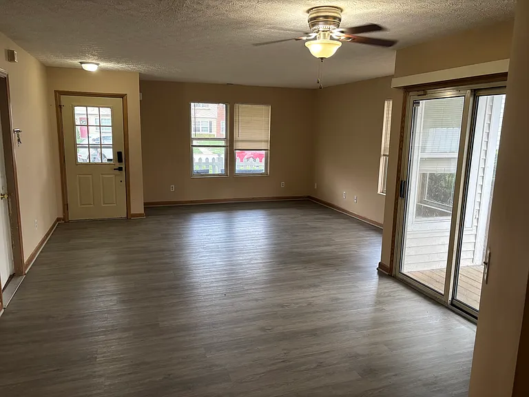 7375 Bride Water Blvd — Photo 10