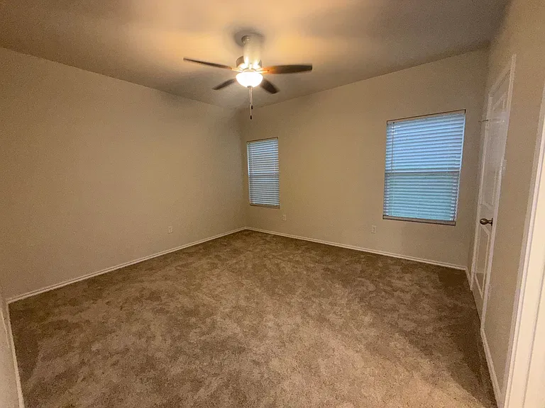 3110 Mesa Dr — Photo 9