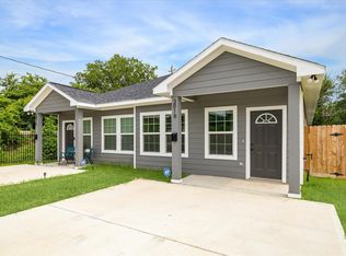 301 Owens St #A, Houston, TX 77029