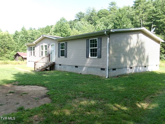 2nd image of 2035 Viking Mountain Rd