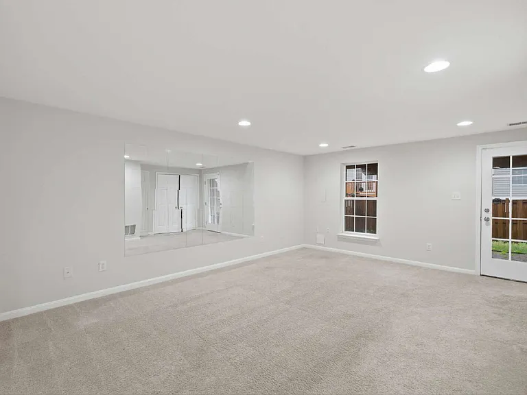 45570 Trestle Ter — Photo 19