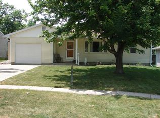 813 N College Ave, Mount Pleasant, IA 52641