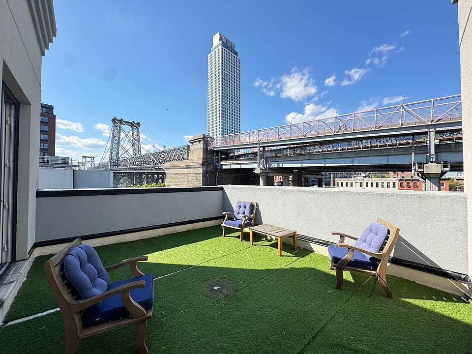 1st image of 428 Wythe Ave APT 501