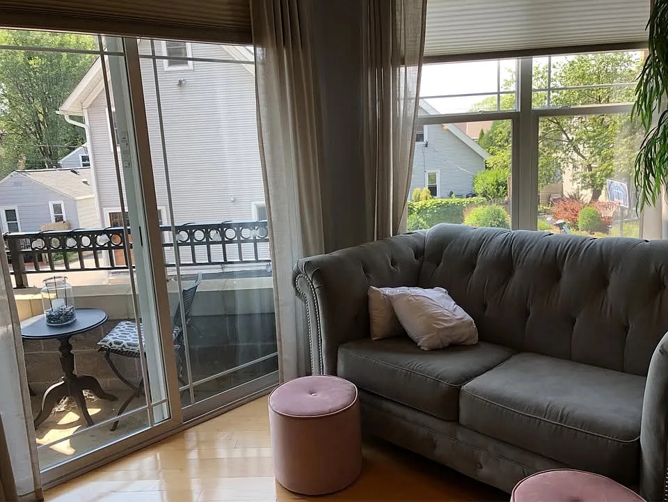 2 bed, 1287 sqft, $2,295 — Photo 3
